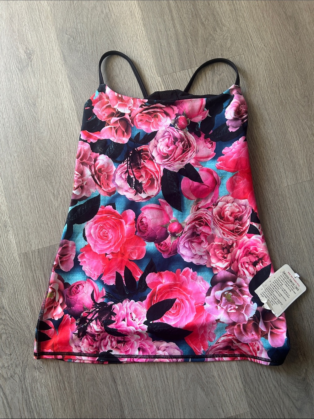 Lululemon Floral Pink Rose Print Tank Top size 8